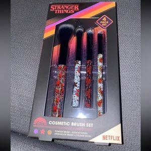 Hellfire stranger things make up brush set of 4 brushes  Eddie Munson brand new